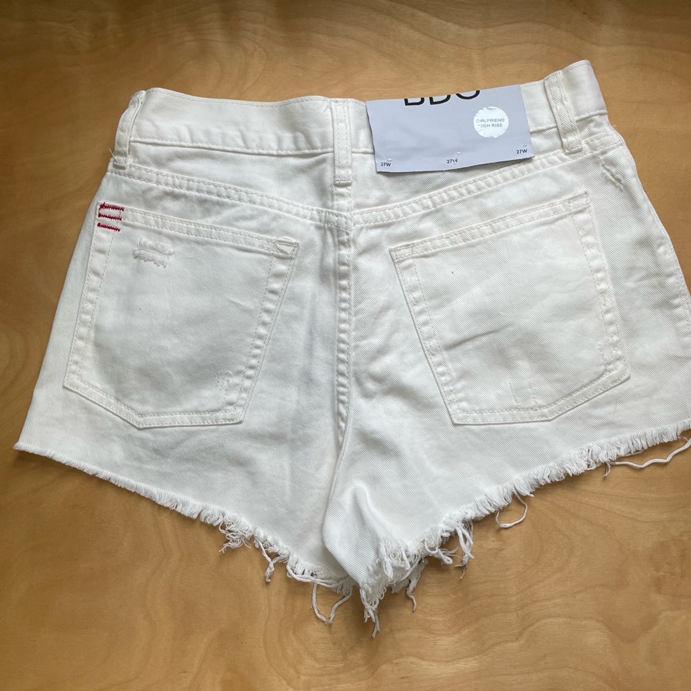 White BDG high waisted girlfriend jean shorts.